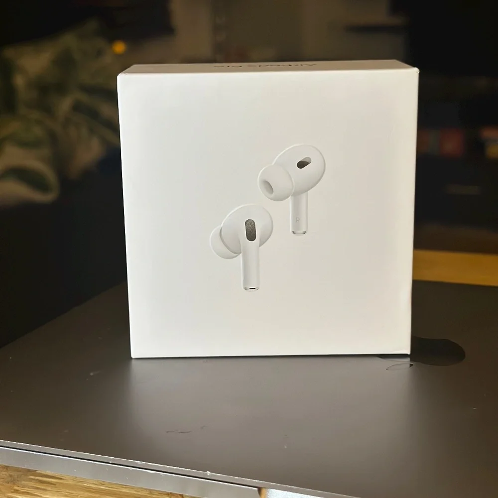 Airpods Pro 2nd Generation - Picture 1 of 4